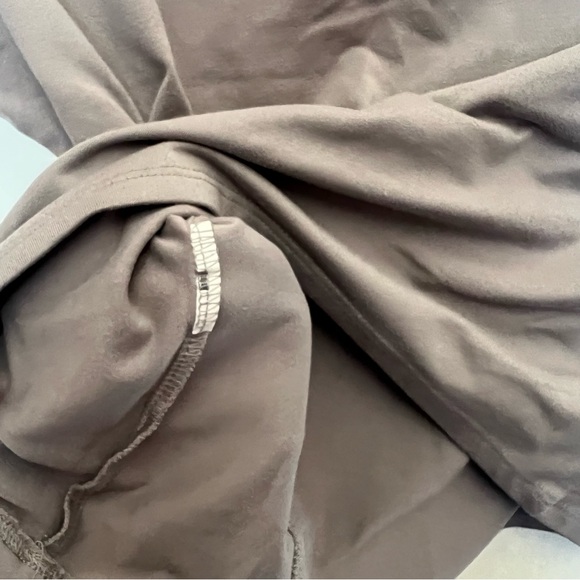 Hollister Women's Charcoal Square Neck Tee - Picture 4 of 4